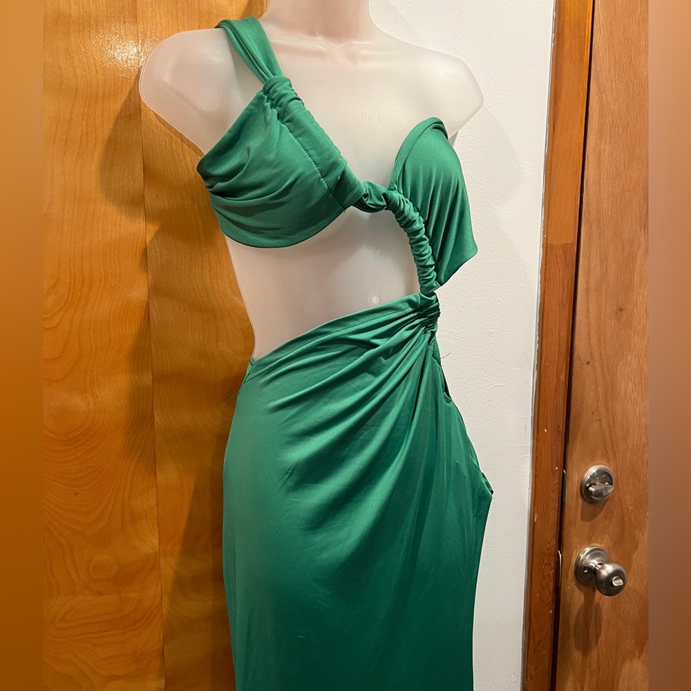 MICAS Asymmetrical Twist Ruched Slit One Shoulder Maxi Dress - Picture 7 of 8